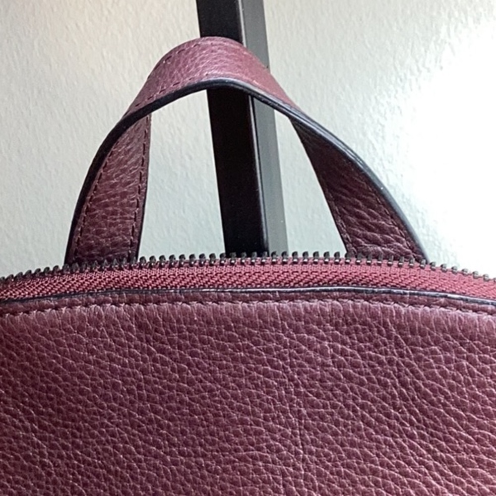 Calvin Klein leather backpack - Picture 3 of 16